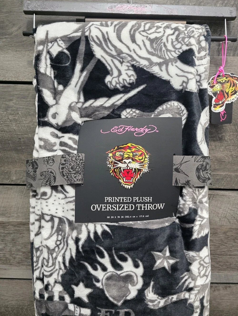 Ed Hardy Tiger Cobra Oversized Black Gray Throw Blanket New